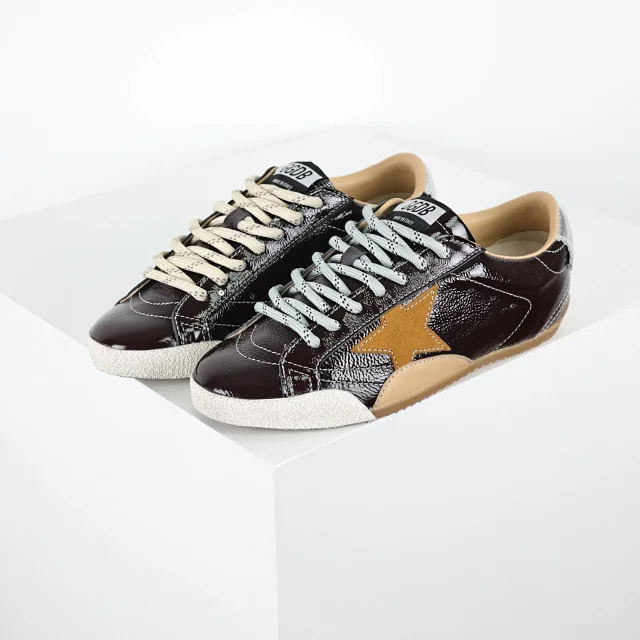 Golden Goose Sneakers True Star low-top star-appliqué product detail image 2