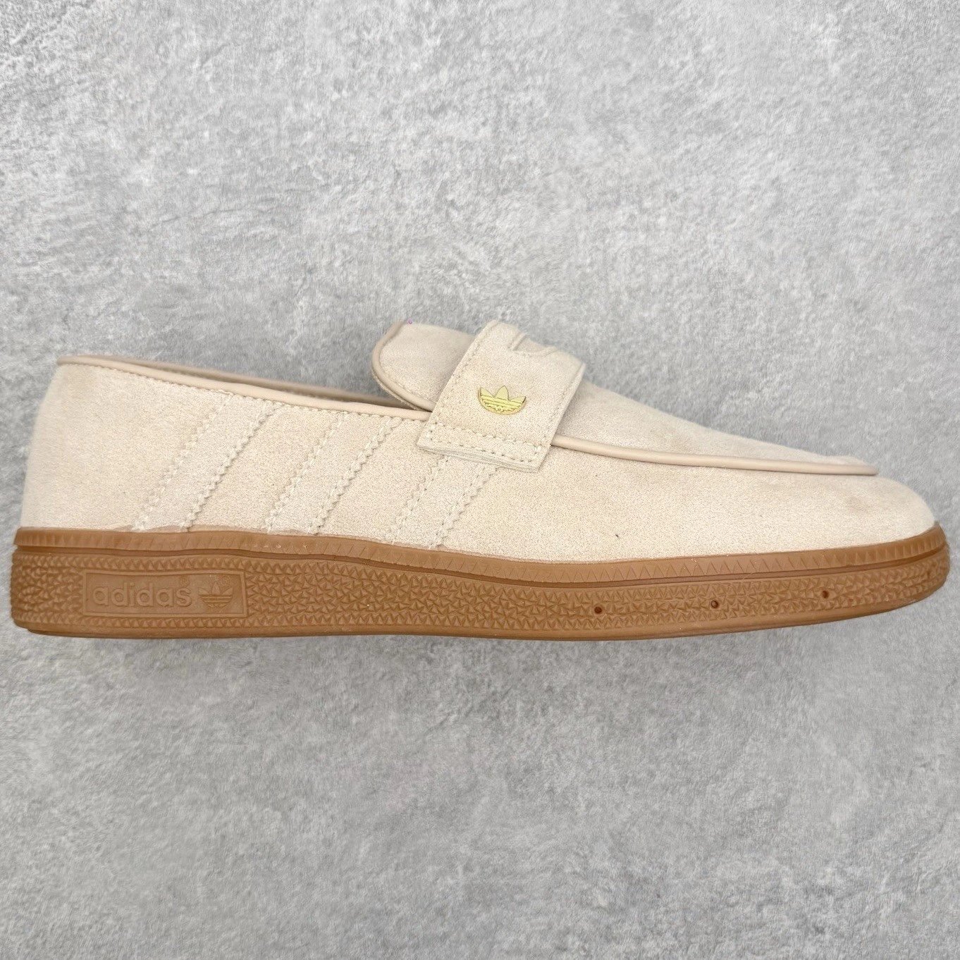 Adidas Sneakers Slip-On Loafers with Three Stripes — Beige
