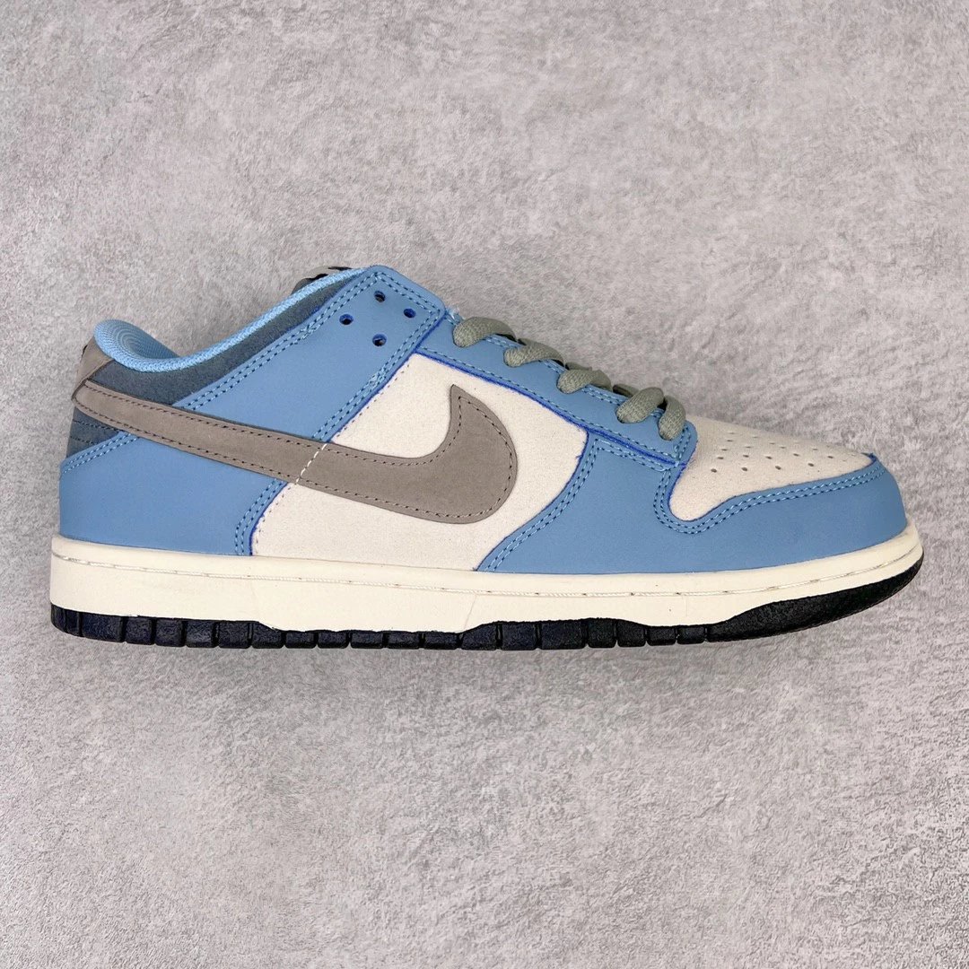Nike Sneakers Dunk Low — Blue