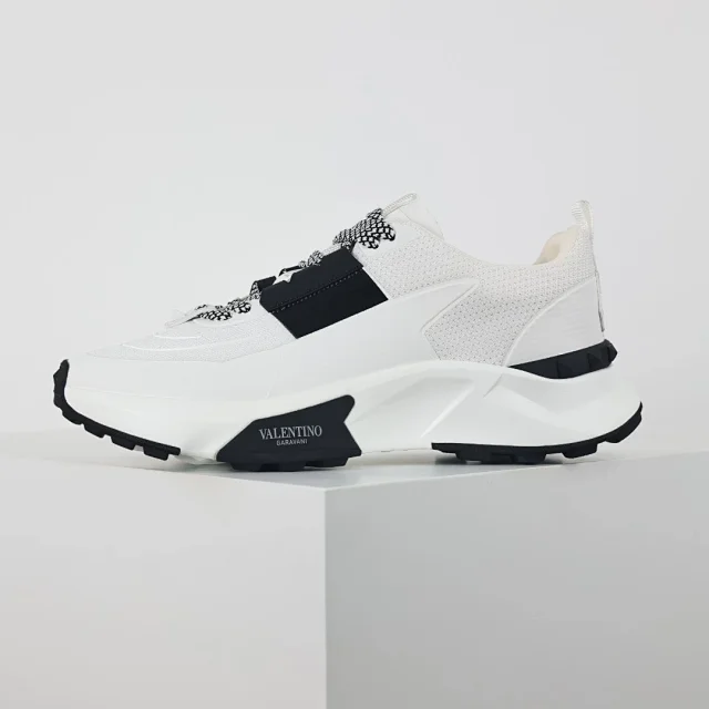 Valentino Garavani Sneakers Freedots product detail image 27
