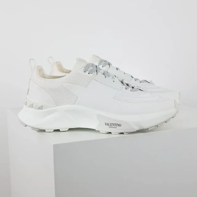 Valentino Garavani Sneakers Freedots product detail image 12
