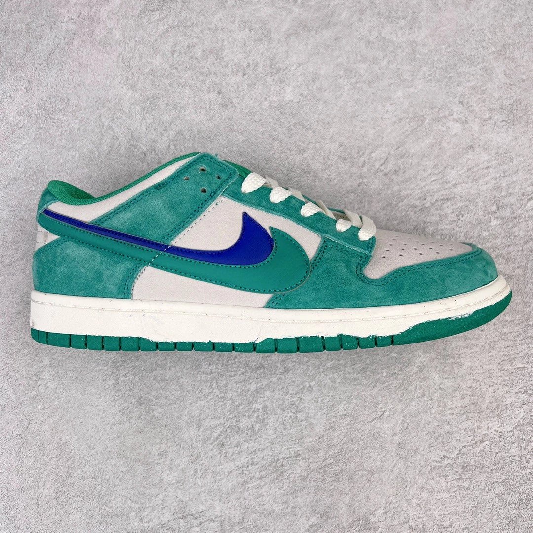 Nike Sneakers Dunk Low — Bright green