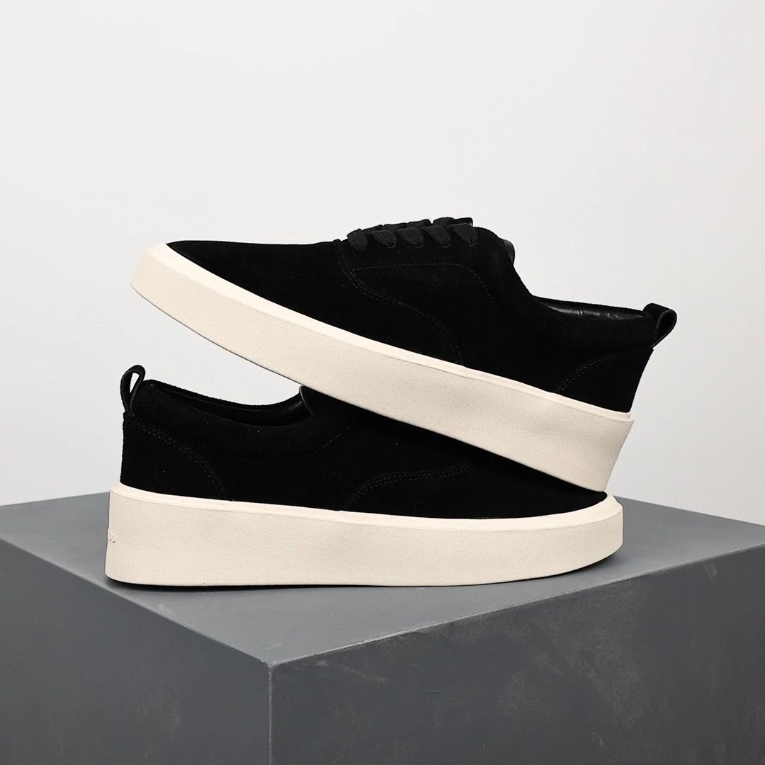 Unbranded Sneakers Low-Top Lace-Up Platform — Black and white