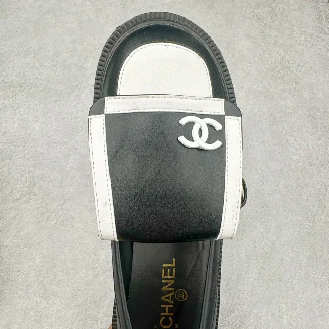 Chanel High Heels Platform Buckle Loafers product detail image 13