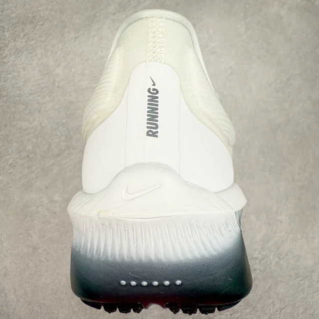 Nike Sneakers ZoomX low-top running with mesh upper and thick foam sole product detail image 44
