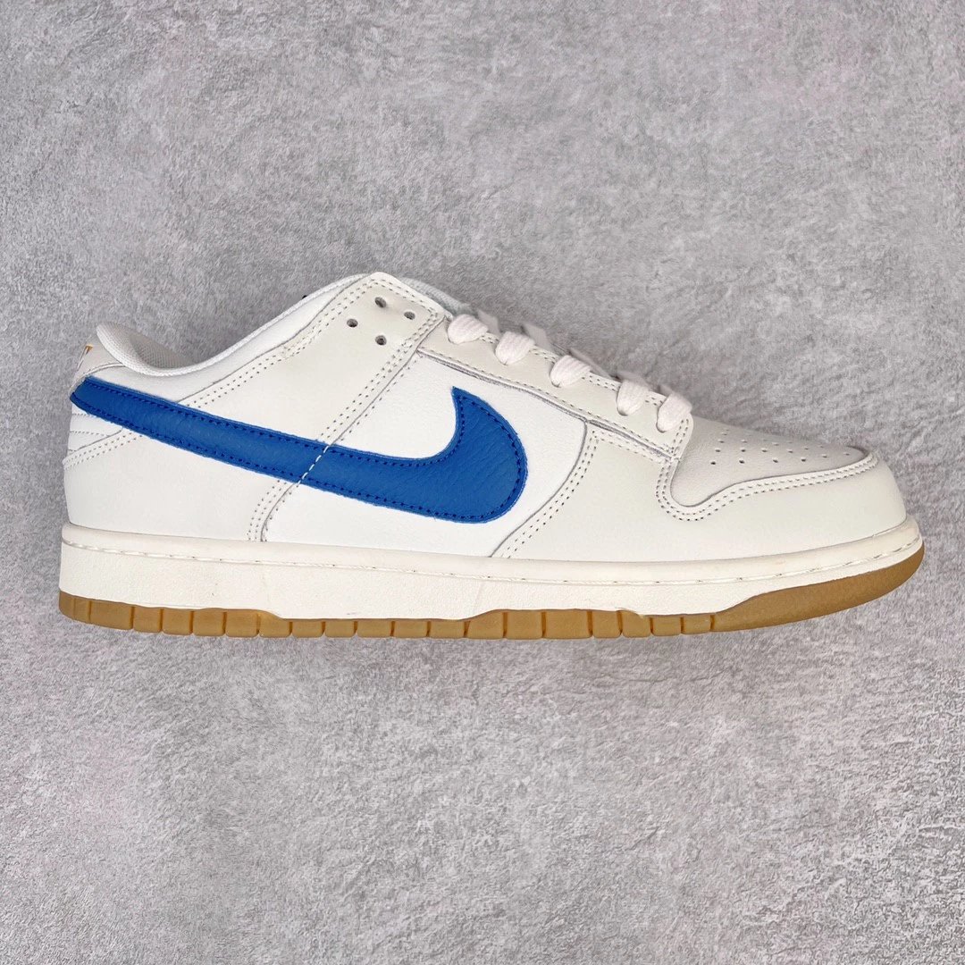 Nike Sneakers Dunk Low — White and blue