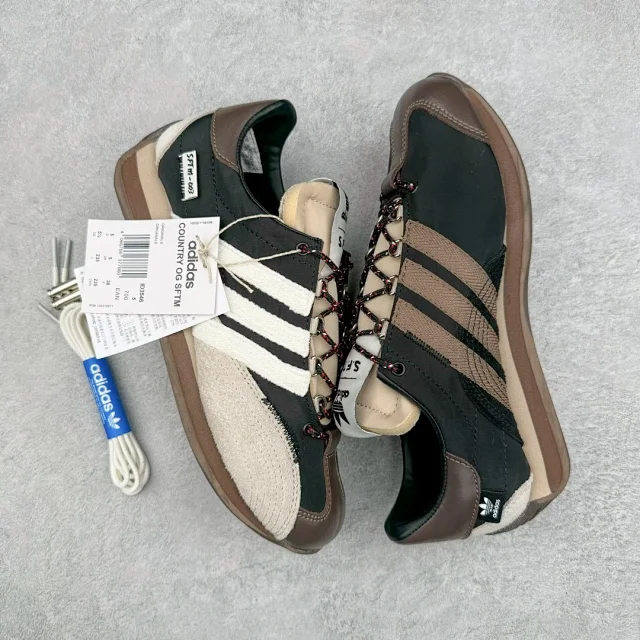 Adidas SFTM-001 and SFTM-003 sneakers product detail image 3
