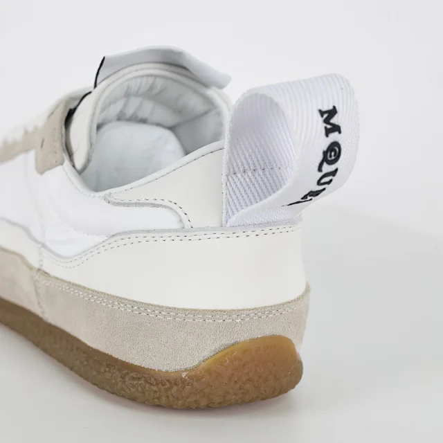 Alexander McQueen Sneakers Low-Top Nylon and Suede with Rear Pull Tabs product detail image 31