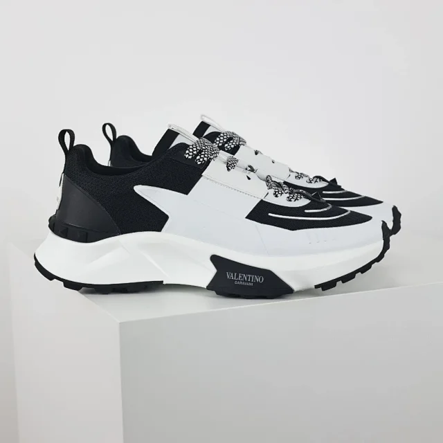 Valentino Garavani Sneakers Freedots product detail image 3