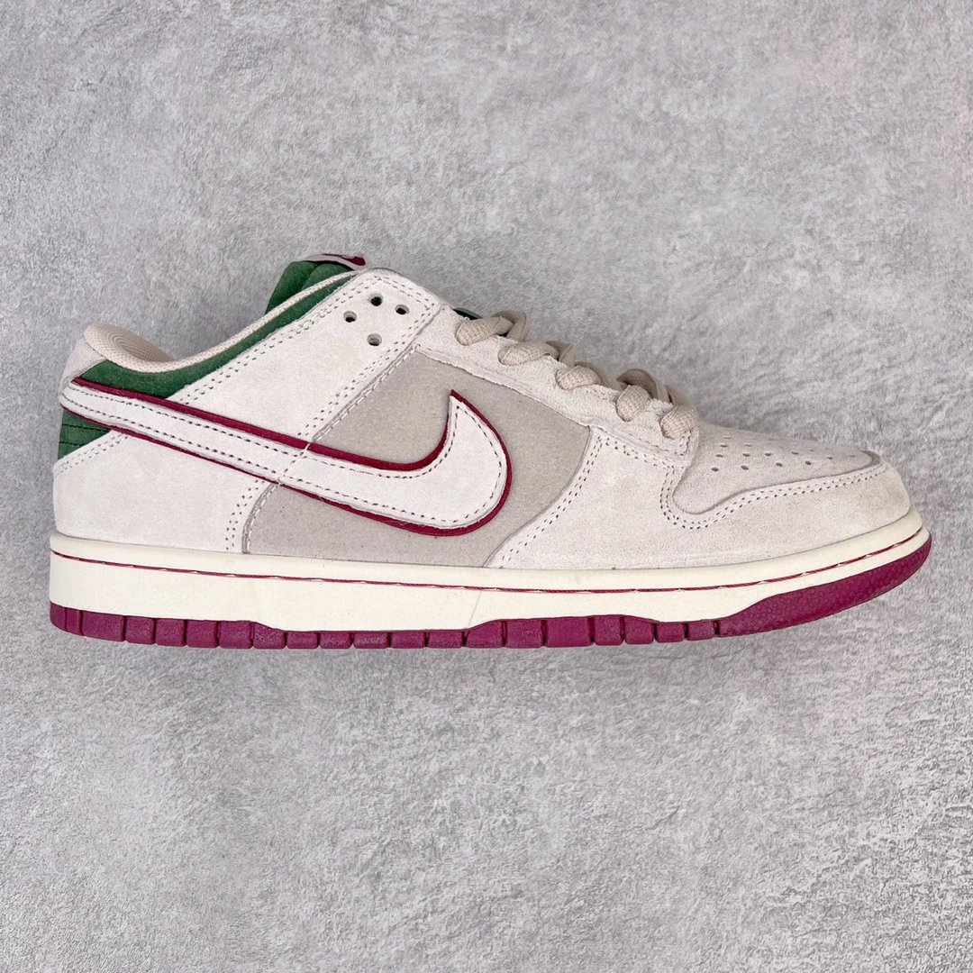 Nike Sneakers Dunk Low — Light gray