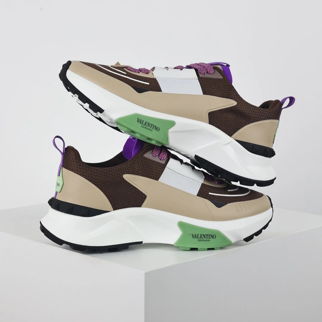 Valentino Garavani Sneakers Freedots — Brown-purple