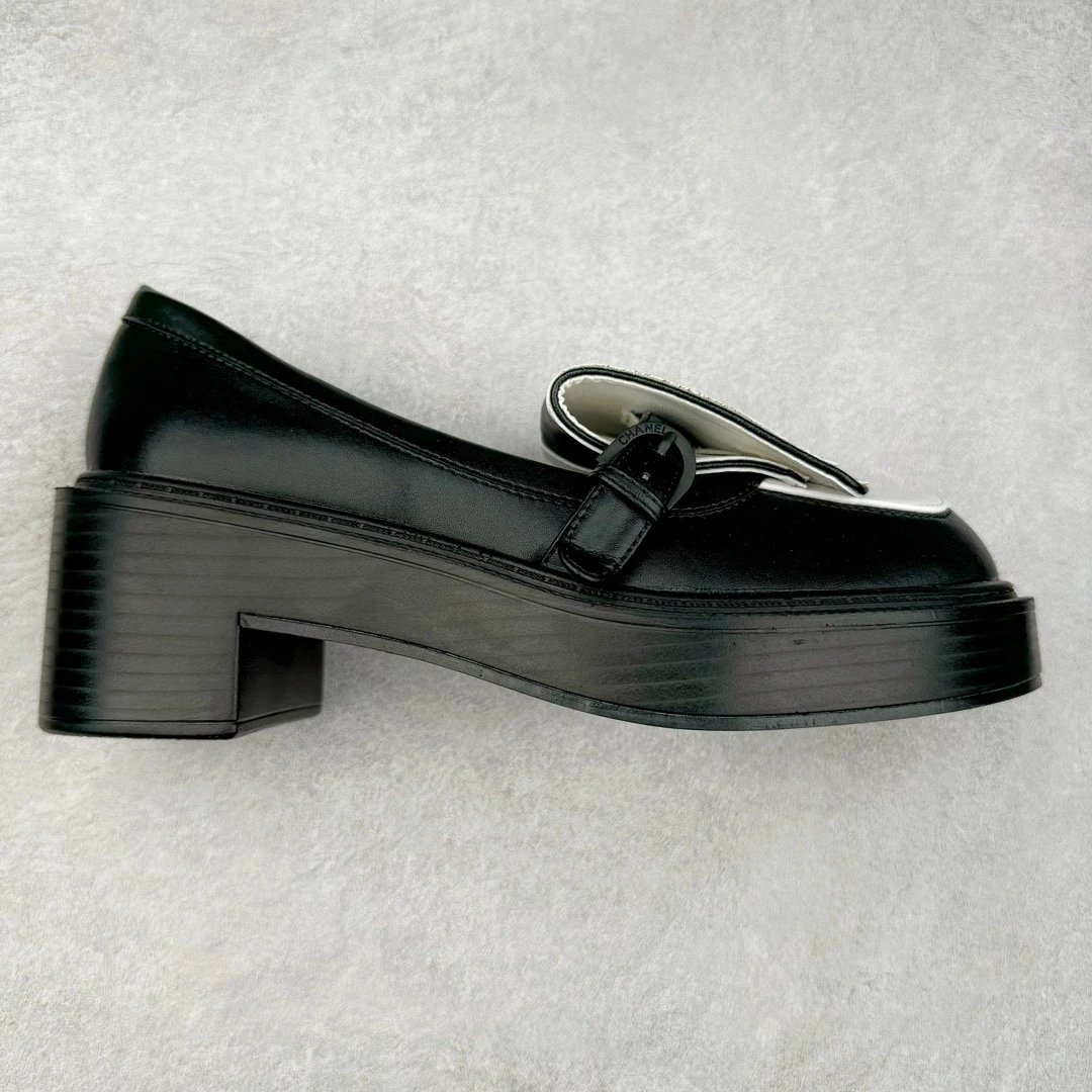 Chanel High Heels Platform Buckle Loafers — Black and white