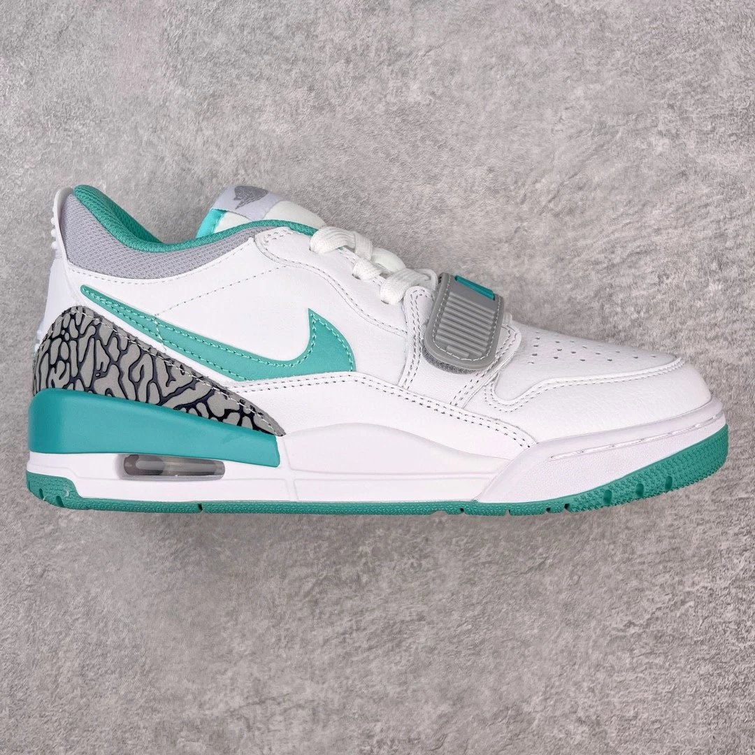 Nike Sneakers Air Jordan Legacy 312 Low — White and green
