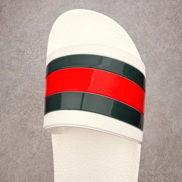 Gucci Slippers Logo-Pattern Lug-Sole Slide product detail image 22