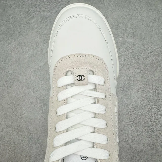 Chanel Sneakers Suede Panel Lace-Up product detail image 4