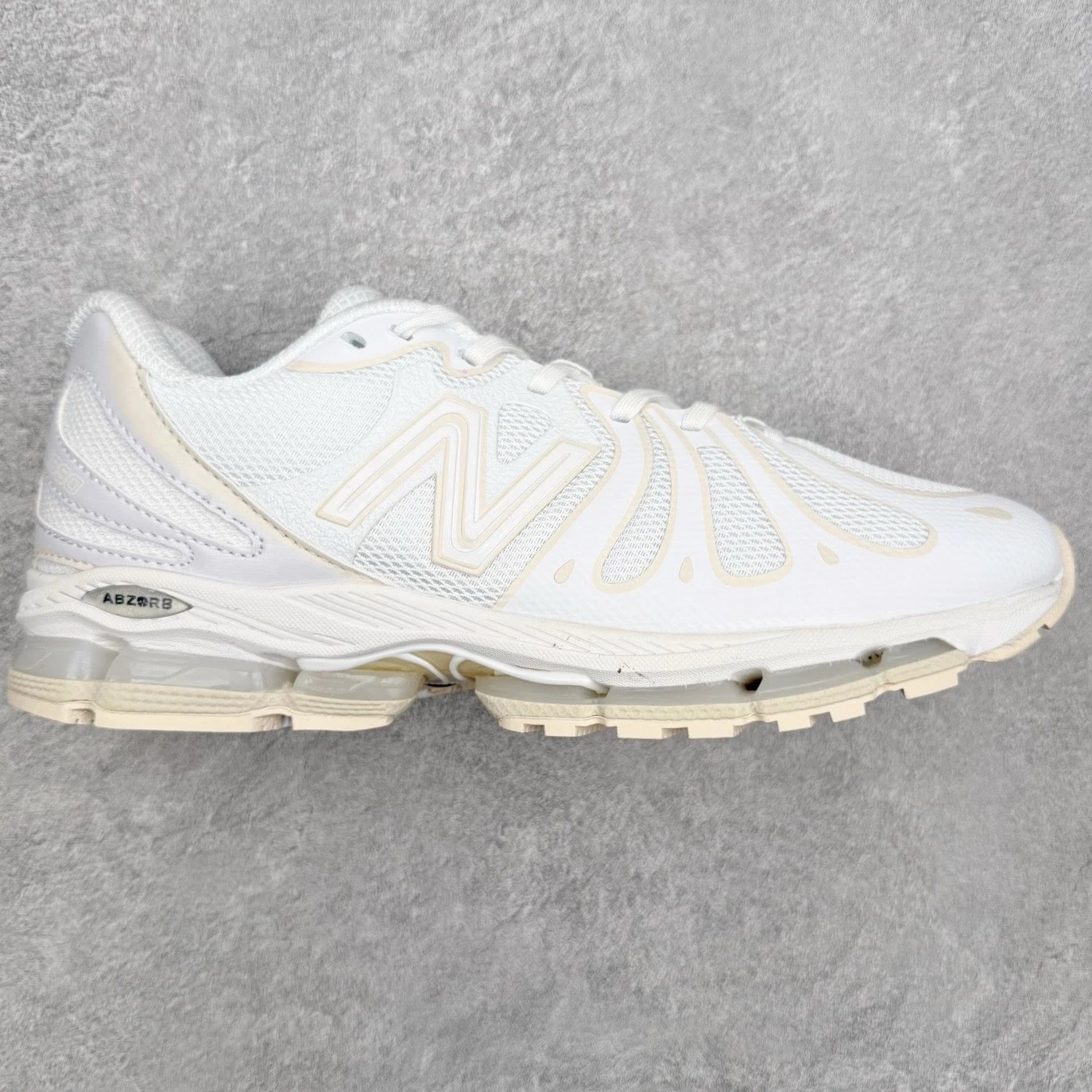 Unbranded Sneakers 1890 low-top mesh with segmented cushioning sole — white
