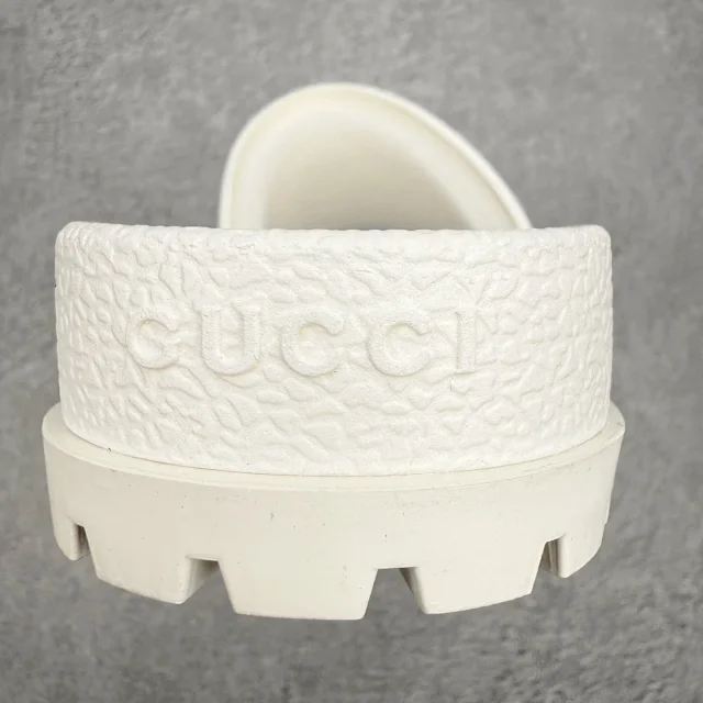 Gucci Slippers Logo-Pattern Lug-Sole Slide product detail image 26