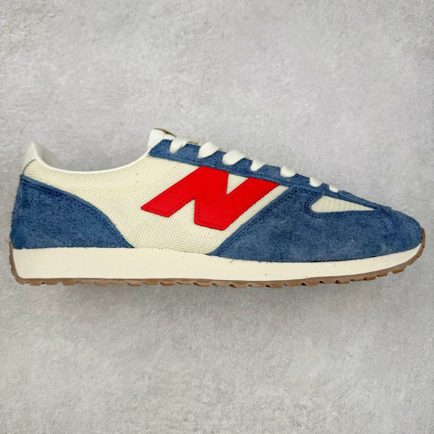 New Balance Sneakers 471 low-top suede and textile — Beige and navy blue
