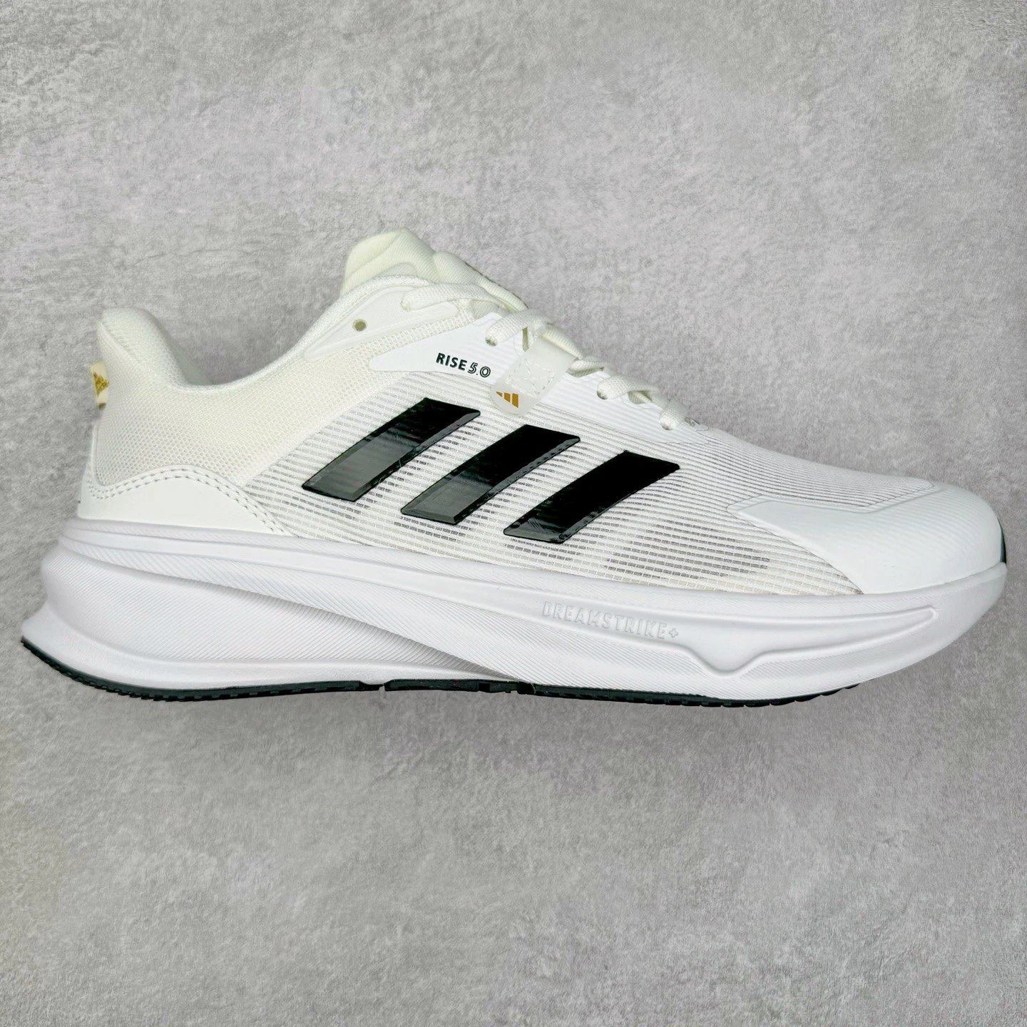 Adidas Sneakers Supernova Rise 5.0 Running Shoes — Black and white