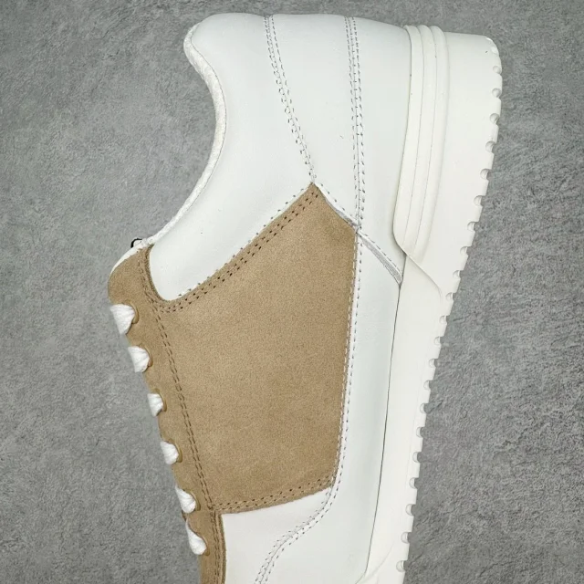 Chanel Sneakers Suede Panel Lace-Up product detail image 16