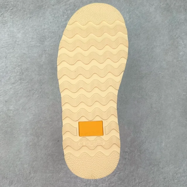 CAT Boots Moc-Toe Chukka product detail image 9