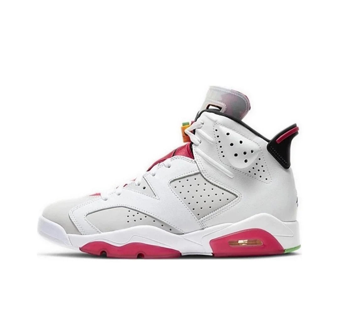 Nike Sneakers Air Jordan 6 — Bugs Bunny