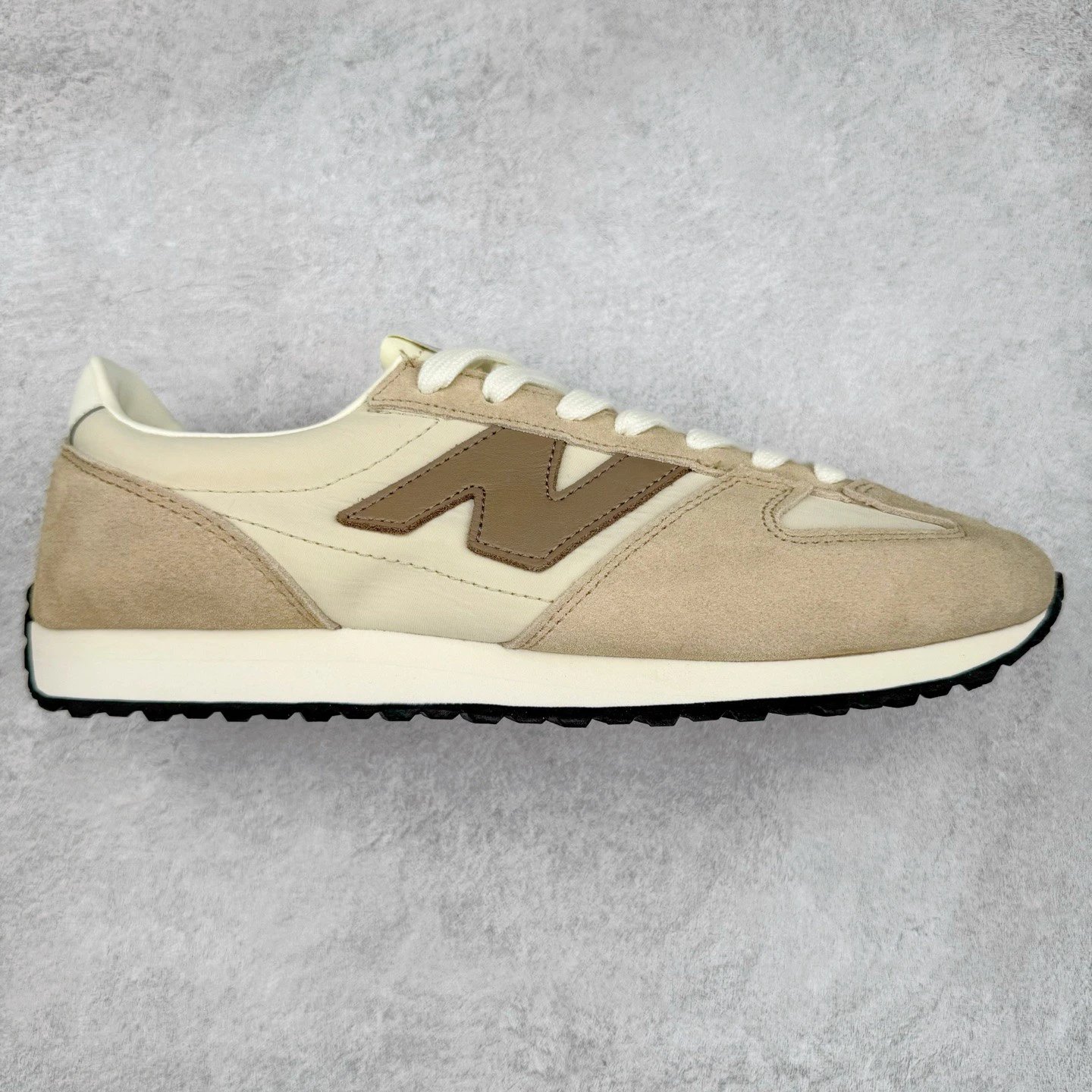 New Balance Sneakers 471 low-top suede and textile — Brown