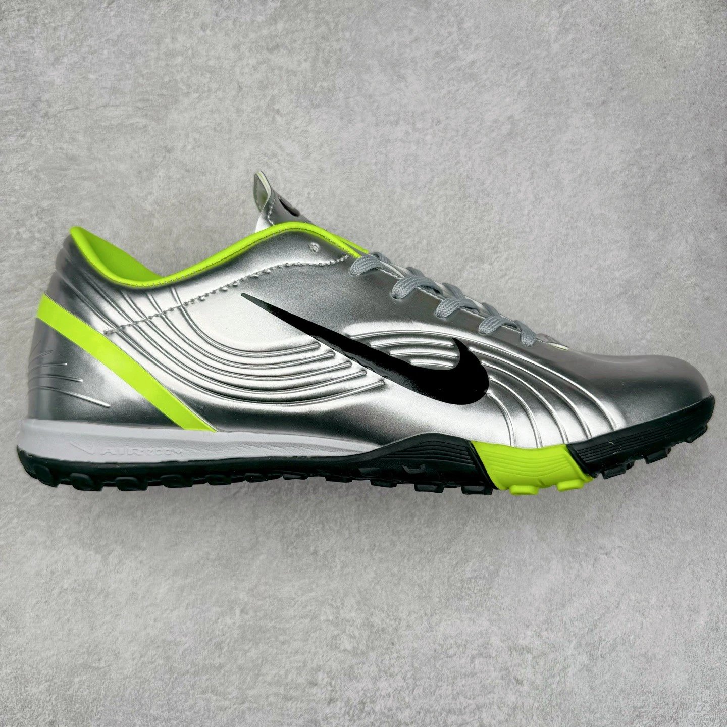 Nike Sneakers Football Turf Shoes — Silver