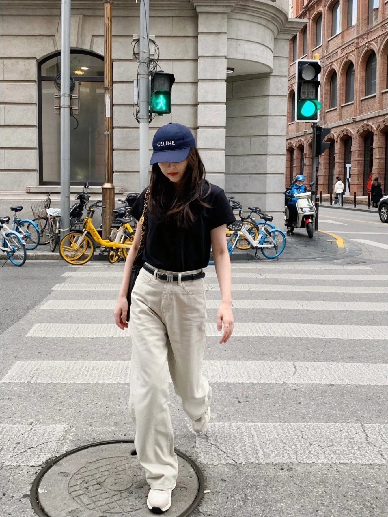 Design MC Logo Embroidered Baseball Cap Black - 11