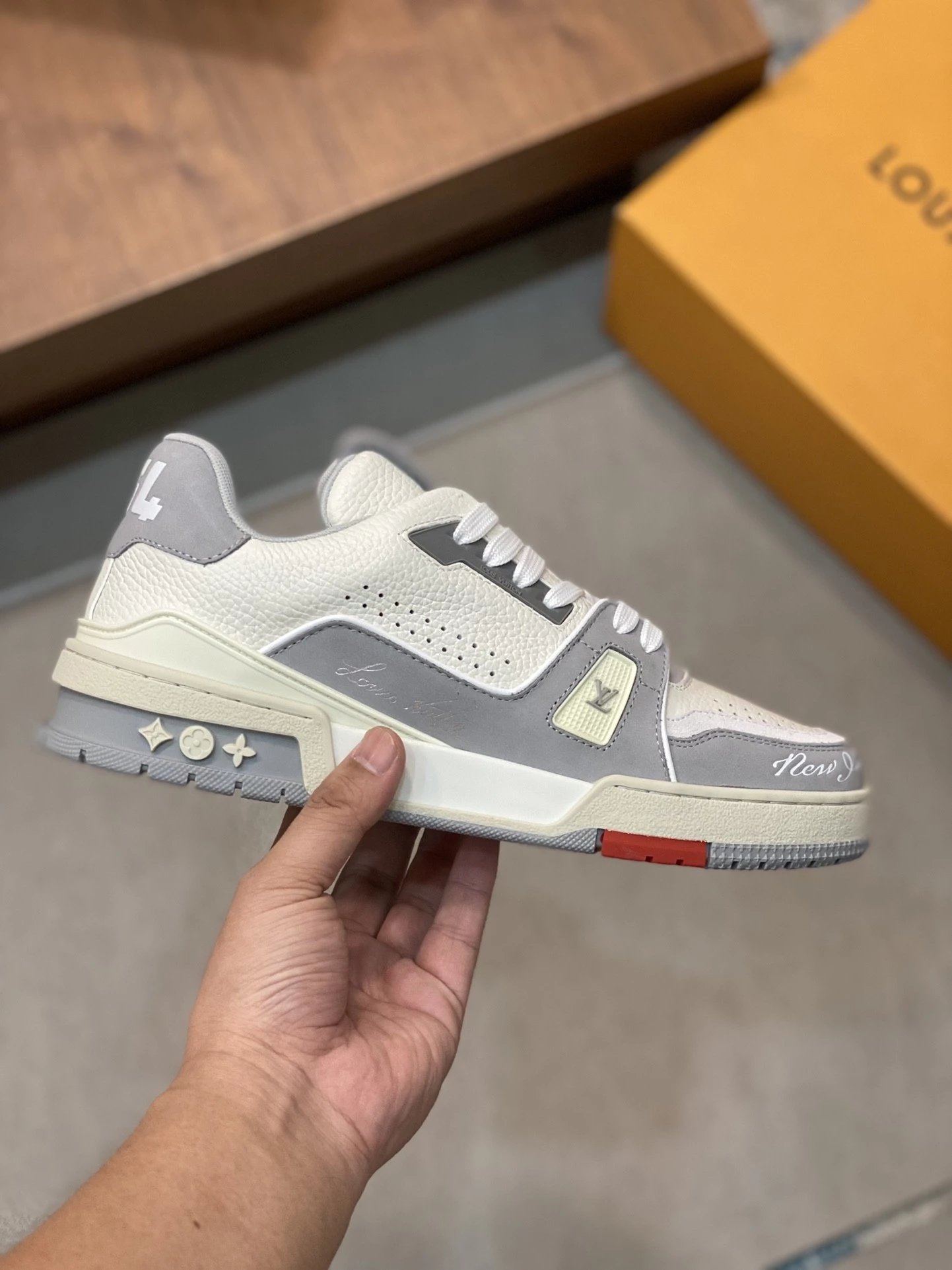 Product view 14