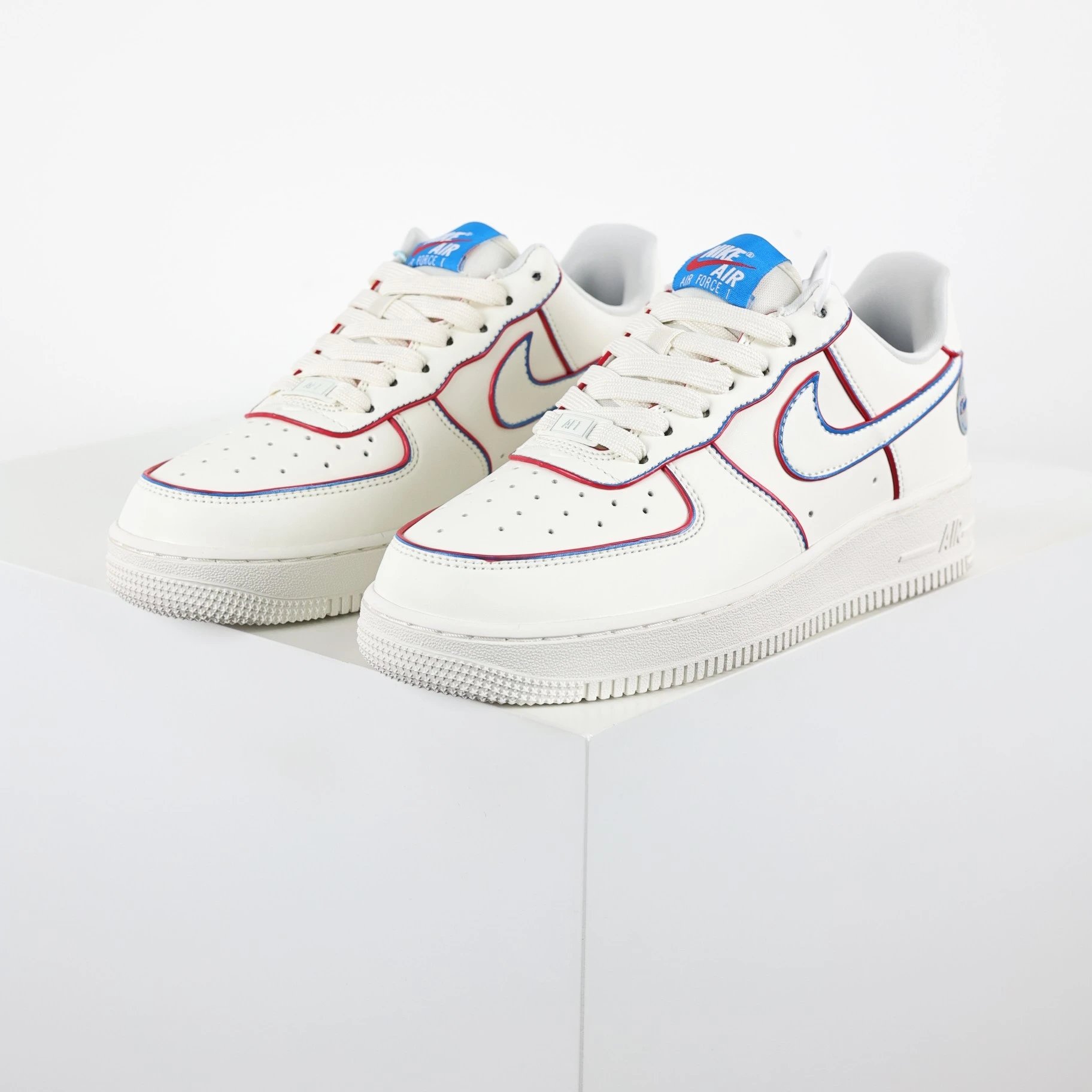 🔑H400320【原装公司级 NK Air Force 1 WNBA 30 空军 低帮 板鞋 白蓝红】原楦头原纸板 打造纯正空军专注外贸渠道 全掌内置蜂窝气垫 原盒配件 正确中底拉帮工艺尺码：