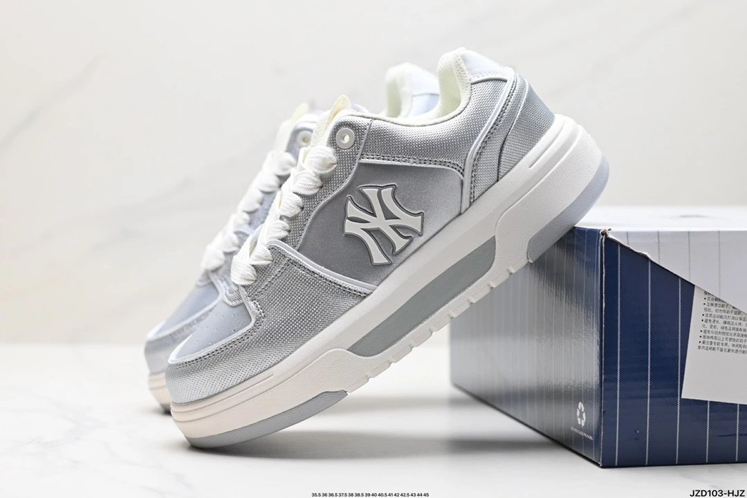 NY Sneaker