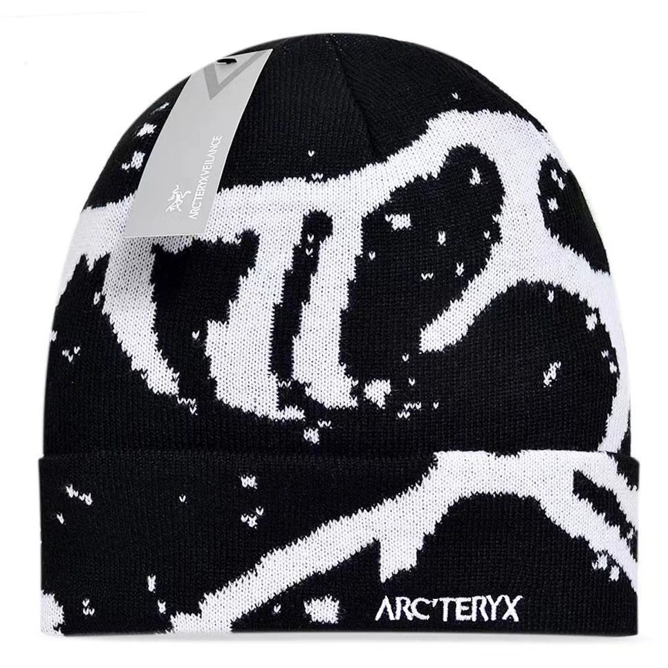 Autumn and winter new warm wool cap European version of the tide of men and women knitted cap wrapped head ear protection cap outdoor windproof cold hat