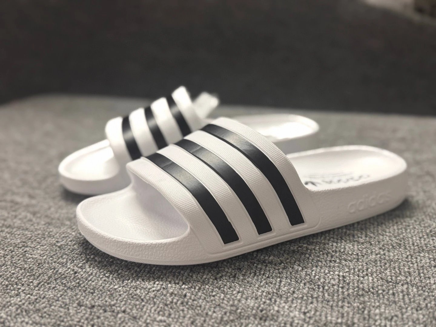adidas Adilette Shower Slide Cloud White Core Black AQ1702