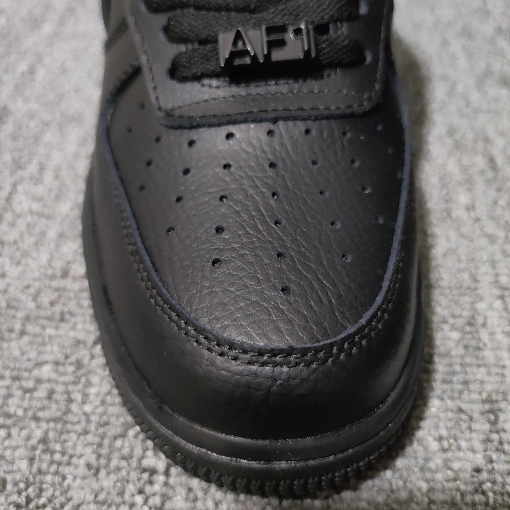 Nike Air Force 1 Low White Lime Green Sneakers - 31