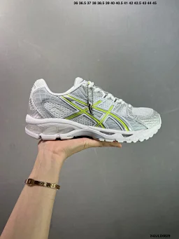 thumbnail for KITH x 10.1 百搭时尚 低帮跑步鞋 男女同款 白银色1203A844-100 36-45