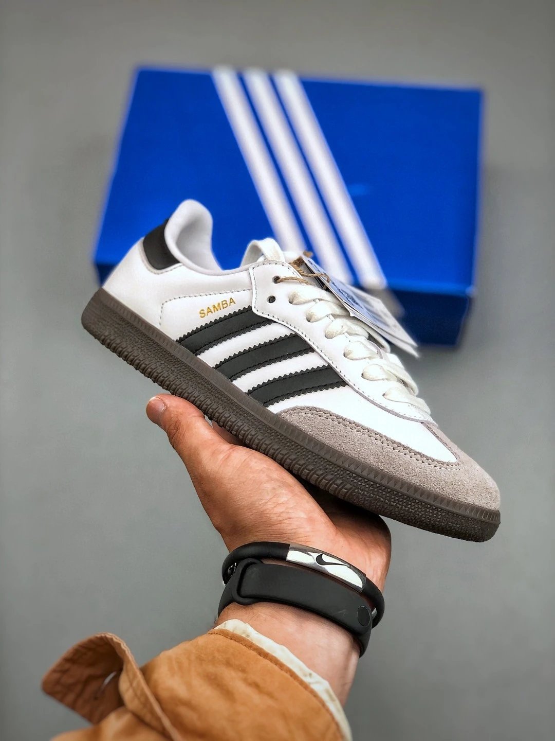 B75806