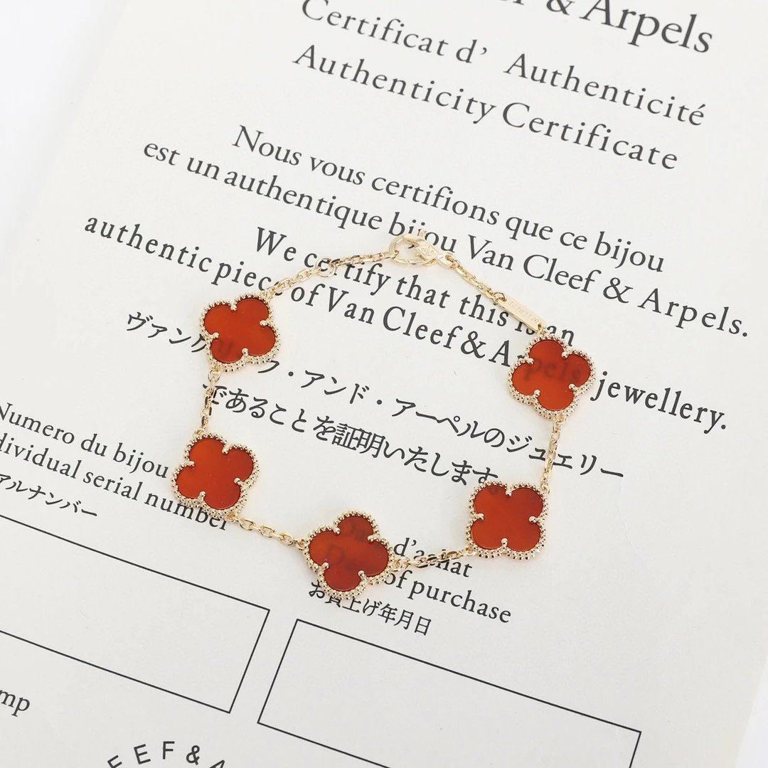 Van Cleef & Arpels Vintage Alhambra 5 Motifs Red Carnelian Bracelet