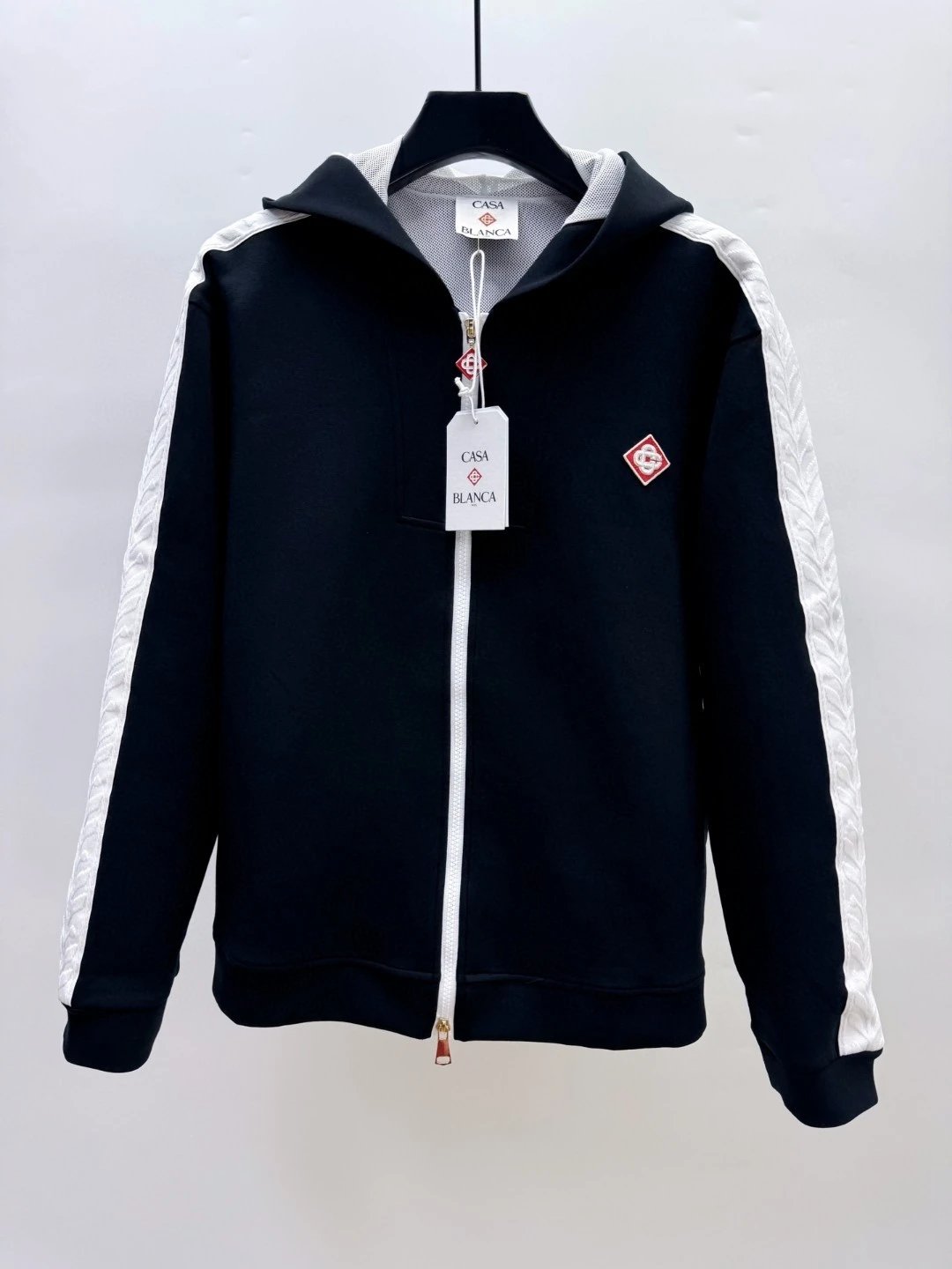 Fashion Men's and Women's Sportswear Set