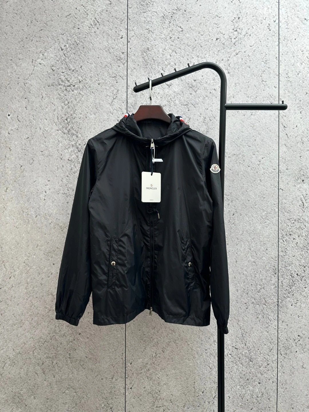 M Home Spring and Autumn New Thin Wear Hong Kong Style Lightweight Foreign Trade Men's Jacket Hooded Sports and Leisure Jacket