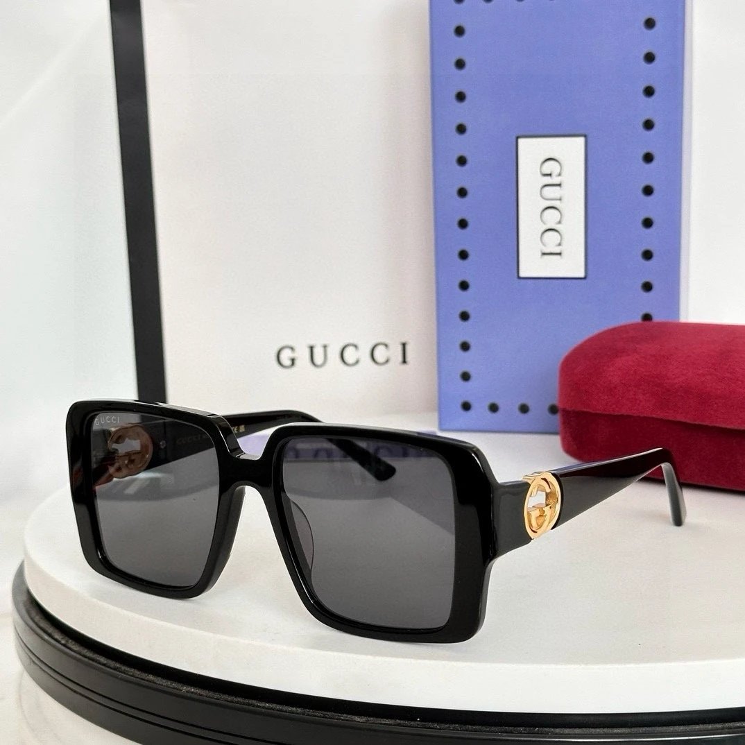 Gucci Sunglasses 8
