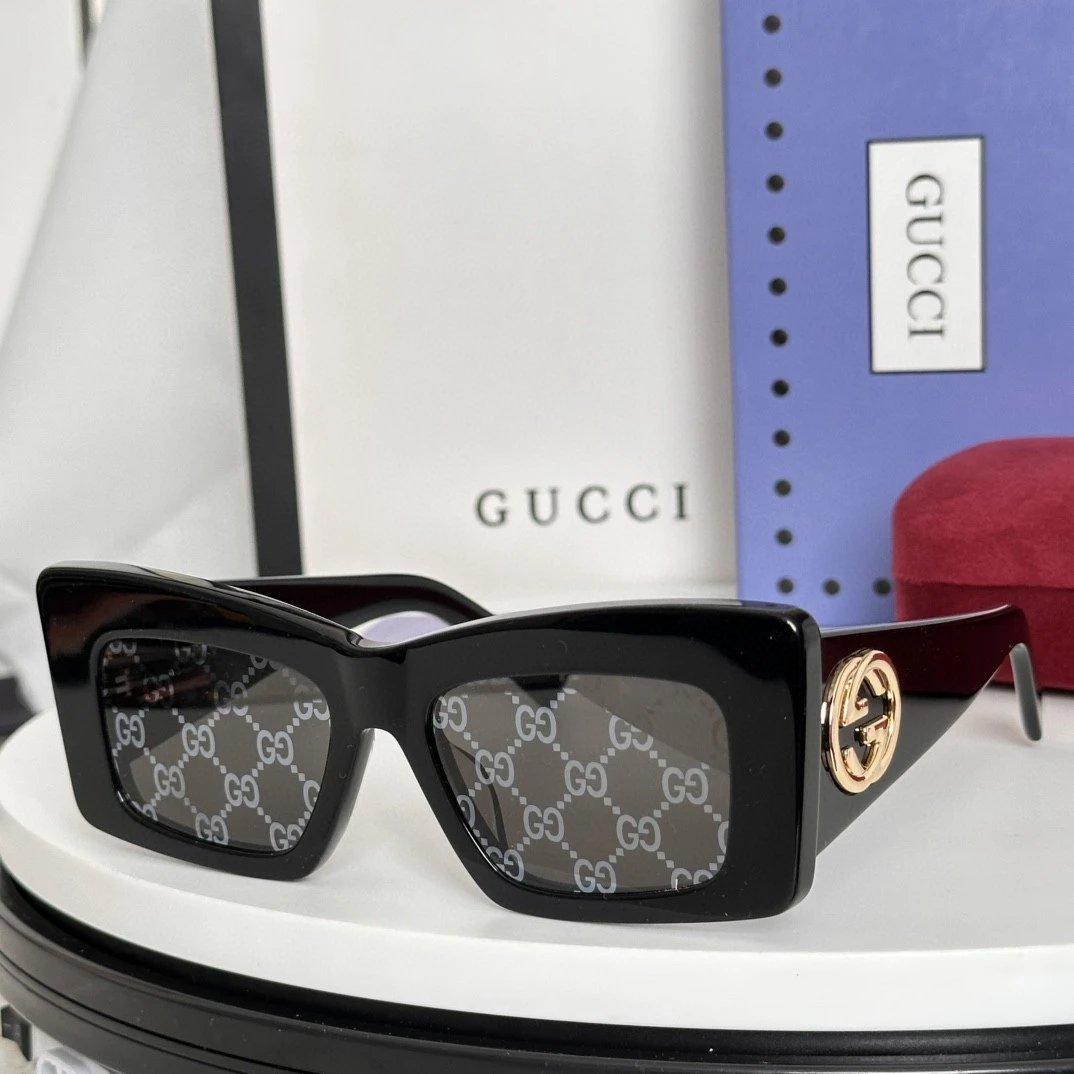 Gucci Sunglasses 3