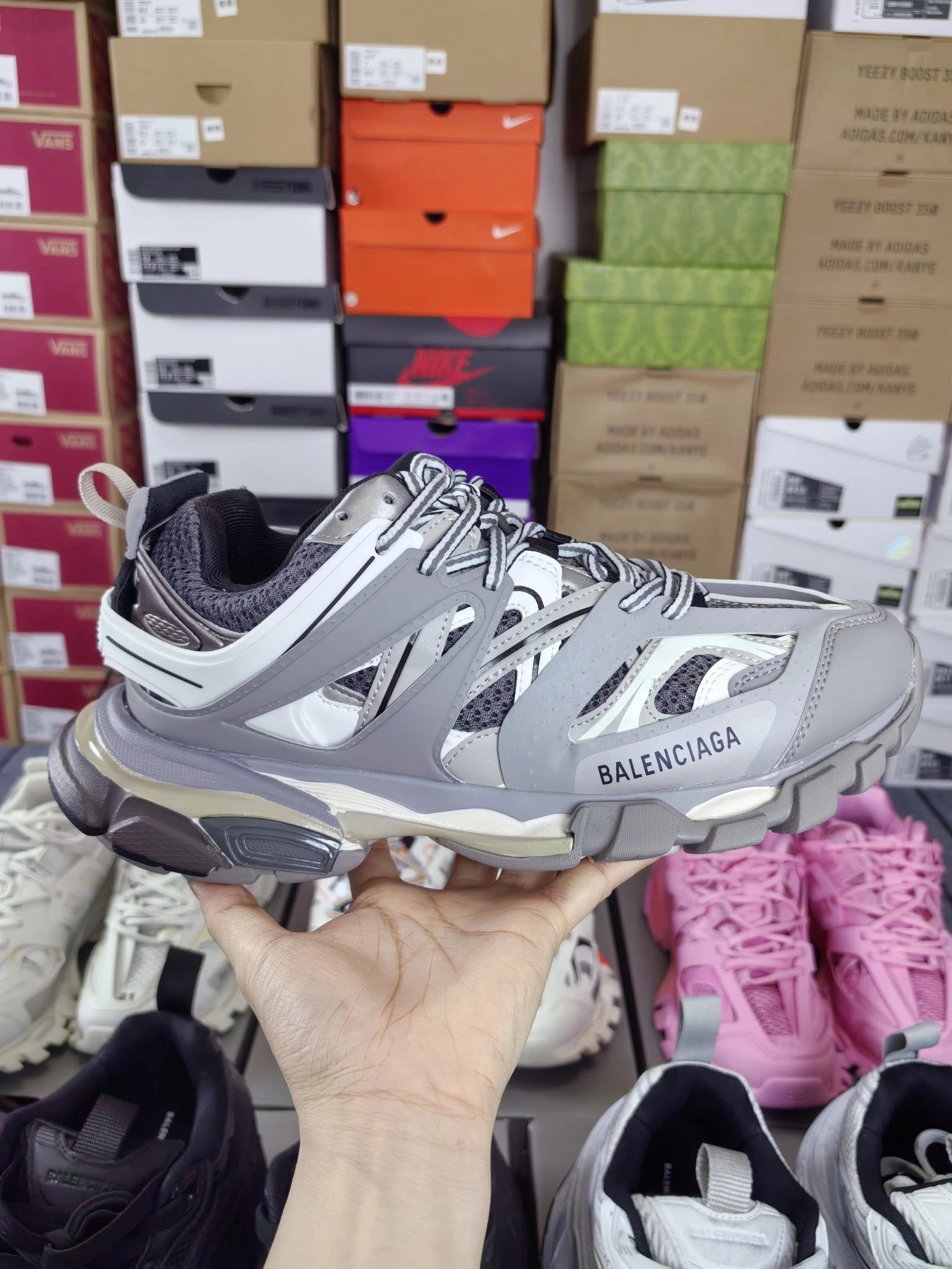 Balenciaga Sneakers Track