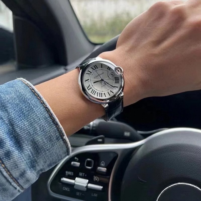 Watch from Three-legged