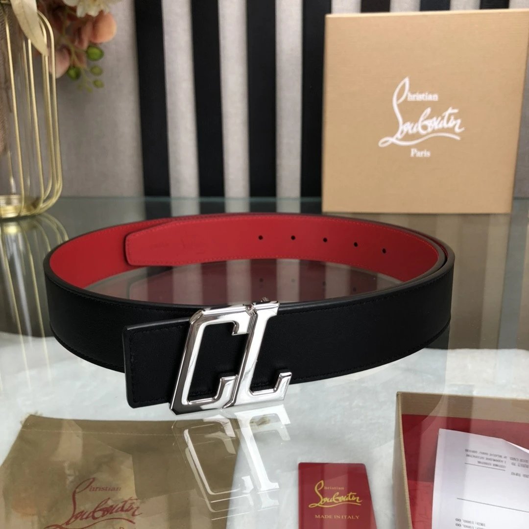 Model 3: Bright Silver Buckle