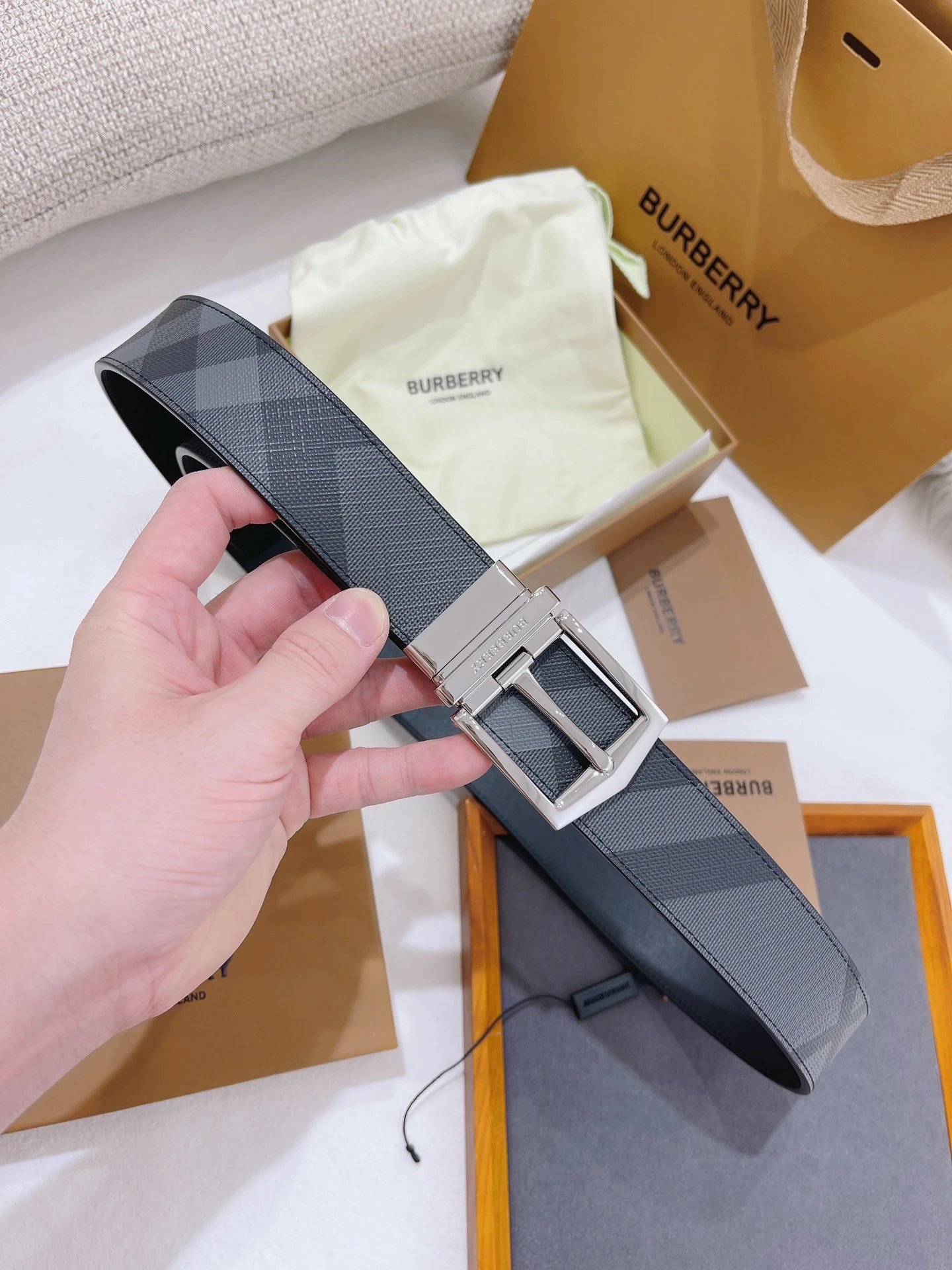 款1 银色扣 灰格纹