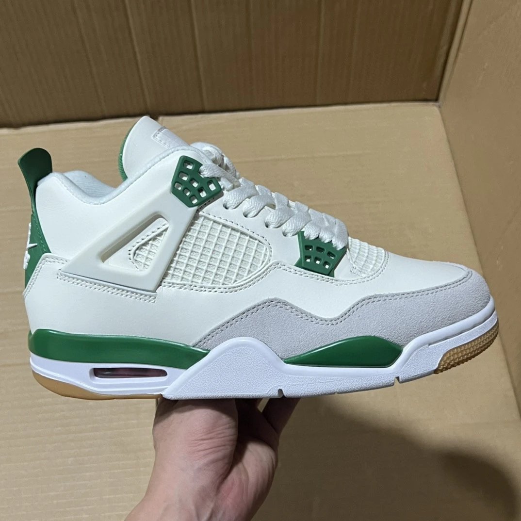 Men's and Women's Fashion Sneakers