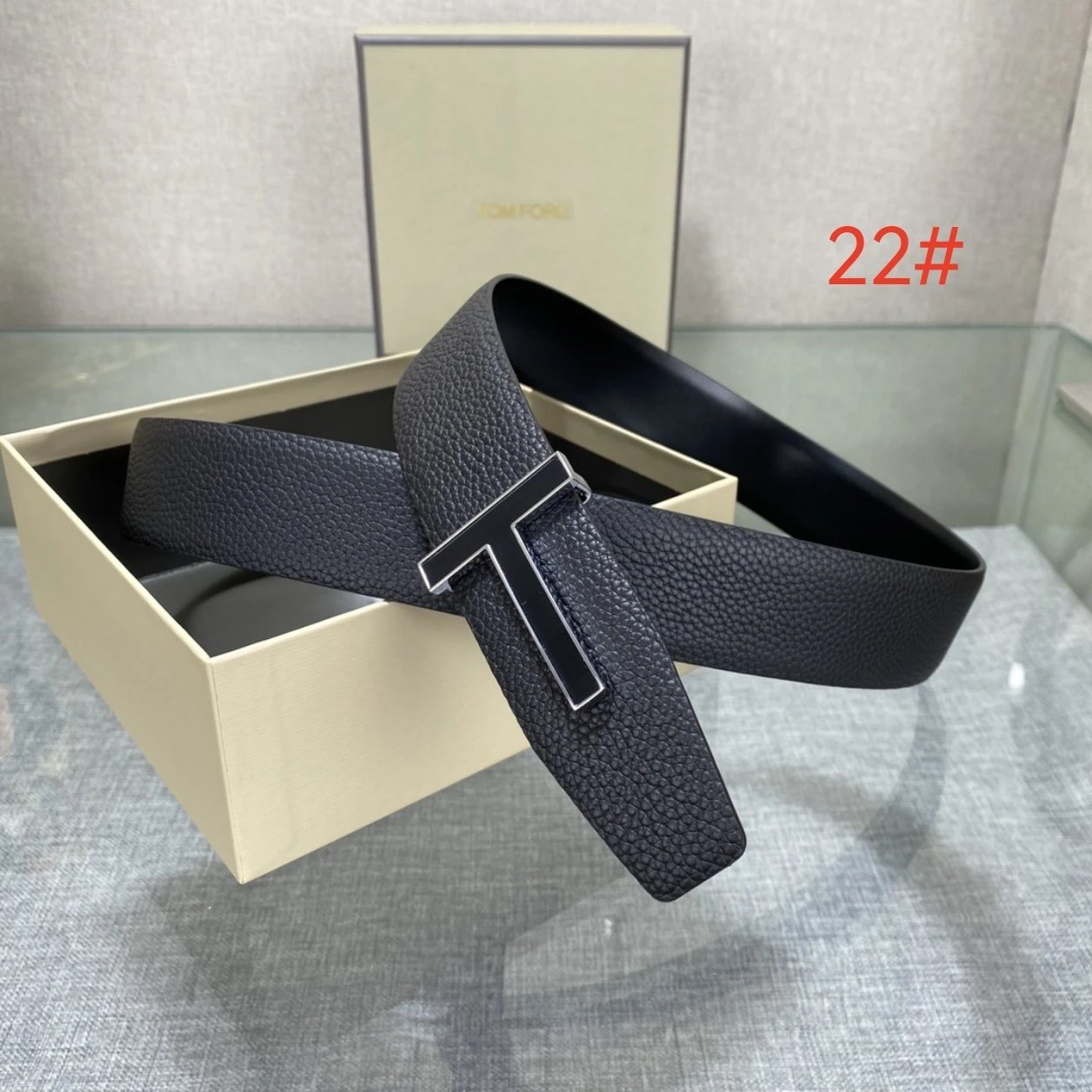 Style 22: Black Leather - Black Rubber Silver Buckle