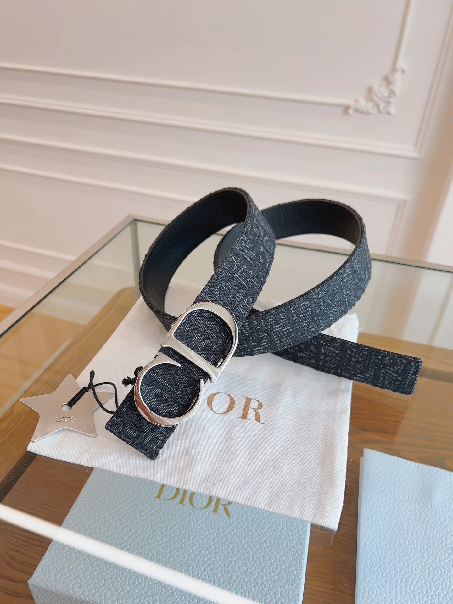 No. 7 - Black Fabric / Bright Silver Buckle