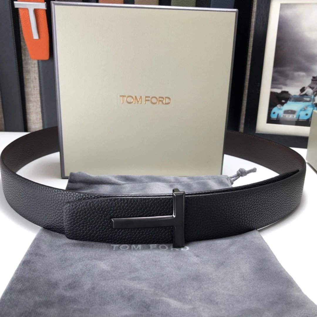 Style 3: Black Leather - Black Buckle